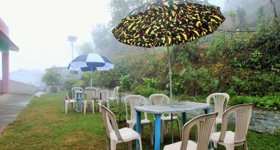 TG Rooms Himalayan View Point, Kausani 3